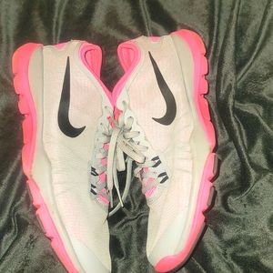 Sneaker